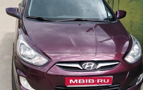 Hyundai Solaris II рестайлинг, 2011 год, 670 000 рублей, 5 фотография