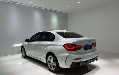BMW 1 серия, 2023 год, 1 950 000 рублей, 4 фотография