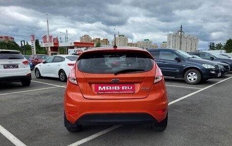 Ford Fiesta, 2016 год, 879 000 рублей, 6 фотография