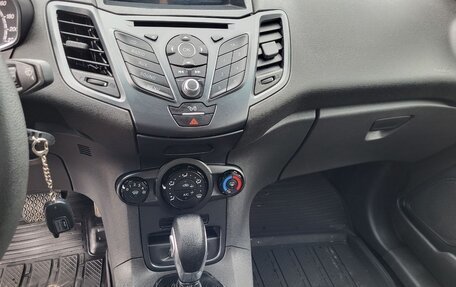 Ford Fiesta, 2016 год, 879 000 рублей, 15 фотография