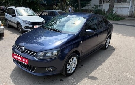 Volkswagen Polo VI (EU Market), 2013 год, 700 000 рублей, 2 фотография