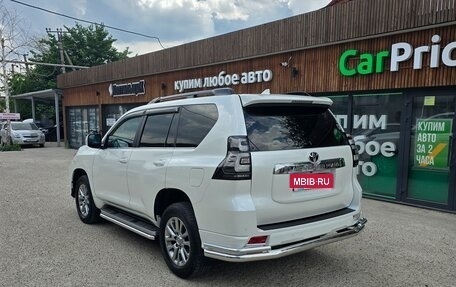 Toyota Land Cruiser Prado 150 рестайлинг 2, 2019 год, 6 300 000 рублей, 4 фотография
