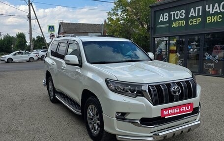 Toyota Land Cruiser Prado 150 рестайлинг 2, 2019 год, 6 300 000 рублей, 8 фотография