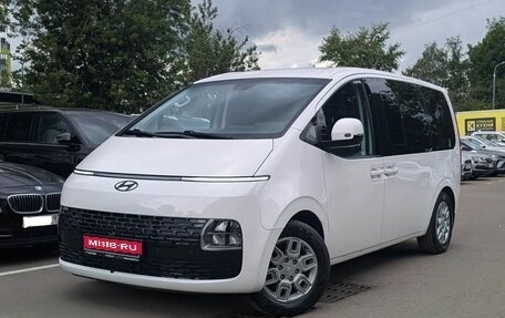 Hyundai Staria, 2021 год, 3 398 000 рублей, 1 фотография