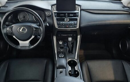 Lexus NX I, 2016 год, 2 199 000 рублей, 12 фотография