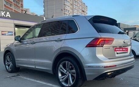 Volkswagen Tiguan II, 2018 год, 2 900 000 рублей, 6 фотография