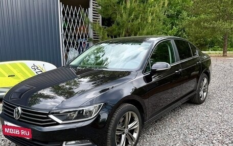 Volkswagen Passat B8 рестайлинг, 2017 год, 1 580 000 рублей, 3 фотография