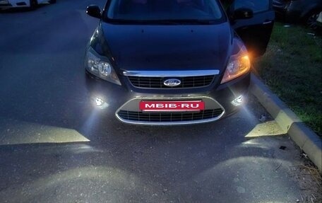 Ford Focus II рестайлинг, 2010 год, 600 000 рублей, 2 фотография