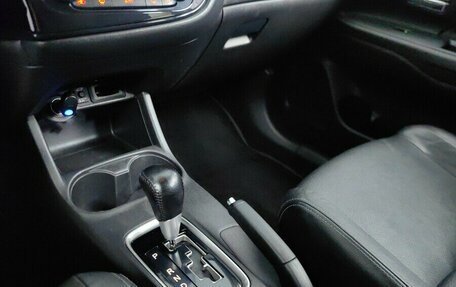 Mitsubishi Outlander III рестайлинг 3, 2016 год, 1 899 000 рублей, 16 фотография