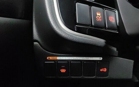 Mitsubishi Outlander III рестайлинг 3, 2016 год, 1 899 000 рублей, 21 фотография