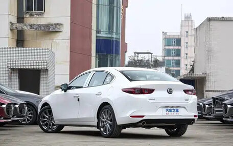Mazda 3, 2025 год, 1 900 000 рублей, 4 фотография