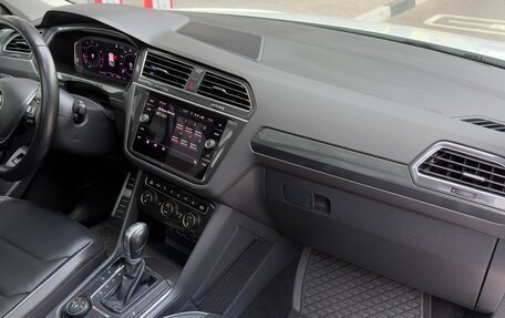 Volkswagen Tiguan II, 2019 год, 3 250 000 рублей, 27 фотография
