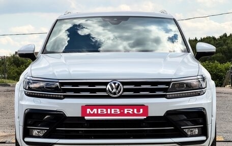 Volkswagen Tiguan II, 2019 год, 3 250 000 рублей, 21 фотография