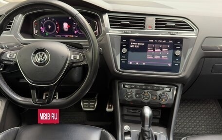 Volkswagen Tiguan II, 2019 год, 3 250 000 рублей, 31 фотография