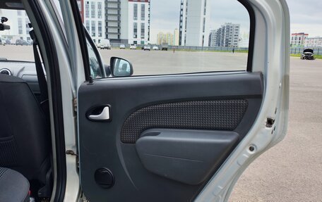 Renault Logan I, 2007 год, 230 000 рублей, 17 фотография