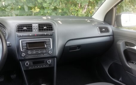 Volkswagen Polo VI (EU Market), 2017 год, 1 220 000 рублей, 5 фотография