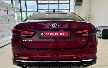KIA Optima IV, 2018 год, 2 179 900 рублей, 8 фотография