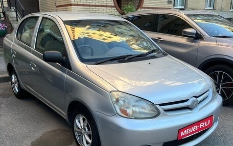 Toyota Platz, 2003 год, 420 000 рублей, 3 фотография