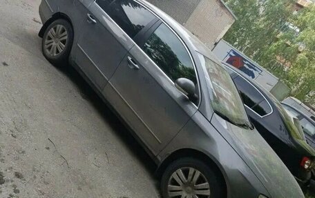 Volkswagen Passat B6, 2008 год, 370 000 рублей, 4 фотография