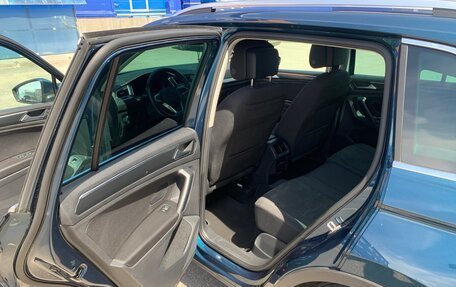Volkswagen Tiguan II, 2022 год, 2 550 000 рублей, 7 фотография