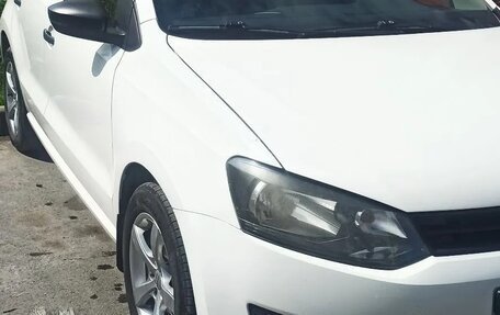 Volkswagen Polo VI (EU Market), 2010 год, 800 000 рублей, 10 фотография