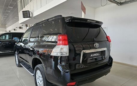Toyota Land Cruiser Prado 150 рестайлинг 2, 2010 год, 3 099 000 рублей, 8 фотография