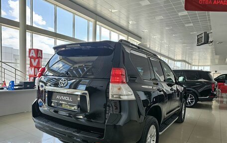Toyota Land Cruiser Prado 150 рестайлинг 2, 2010 год, 3 099 000 рублей, 9 фотография