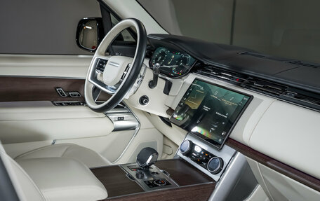 Land Rover Range Rover IV рестайлинг, 2023 год, 19 500 000 рублей, 29 фотография