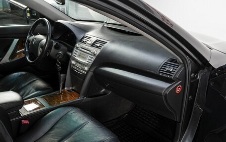 Toyota Camry, 2009 год, 1 300 000 рублей, 16 фотография