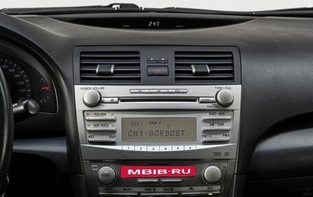 Toyota Camry, 2009 год, 1 300 000 рублей, 20 фотография