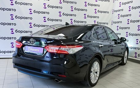 Toyota Camry, 2020 год, 3 200 000 рублей, 6 фотография