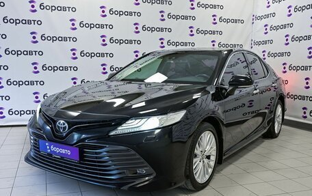 Toyota Camry, 2020 год, 3 200 000 рублей, 3 фотография