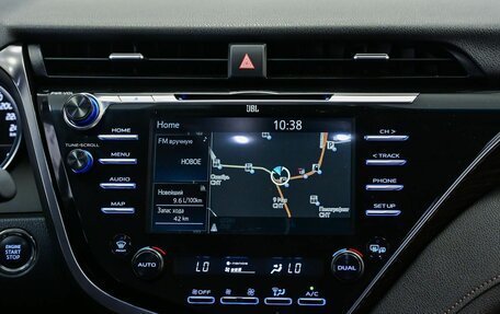 Toyota Camry, 2020 год, 3 200 000 рублей, 11 фотография