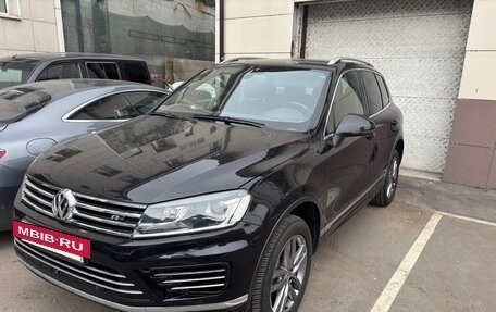 Volkswagen Touareg III, 2017 год, 3 500 000 рублей, 2 фотография