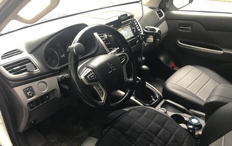 Mitsubishi L200 IV рестайлинг, 2017 год, 2 125 000 рублей, 5 фотография