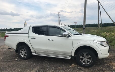 Mitsubishi L200 IV рестайлинг, 2017 год, 2 125 000 рублей, 9 фотография