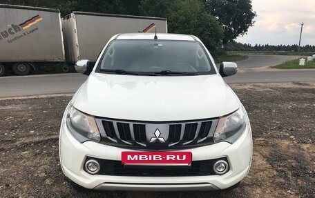 Mitsubishi L200 IV рестайлинг, 2017 год, 2 125 000 рублей, 10 фотография