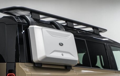 Land Rover Defender II, 2021 год, 9 300 000 рублей, 7 фотография