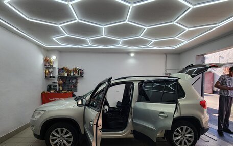 Volkswagen Tiguan I, 2010 год, 991 000 рублей, 9 фотография