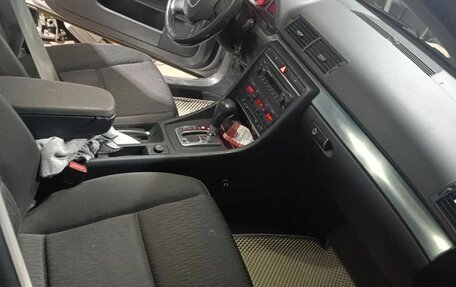 Audi A4, 2005 год, 700 000 рублей, 5 фотография