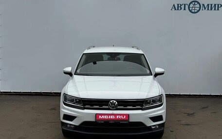 Volkswagen Tiguan II, 2019 год, 2 710 000 рублей, 2 фотография