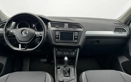Volkswagen Tiguan II, 2019 год, 2 710 000 рублей, 9 фотография