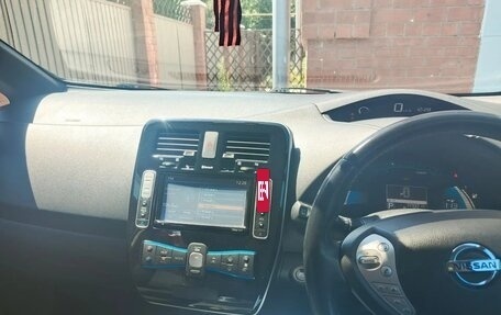 Nissan Leaf I, 2014 год, 1 150 000 рублей, 4 фотография