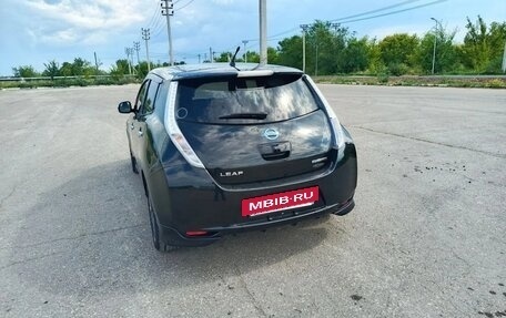 Nissan Leaf I, 2014 год, 1 150 000 рублей, 2 фотография
