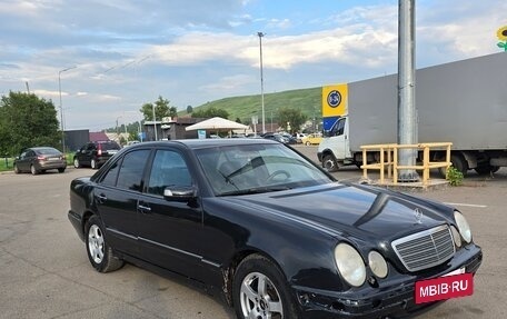 Mercedes-Benz E-Класс, 1999 год, 555 000 рублей, 2 фотография