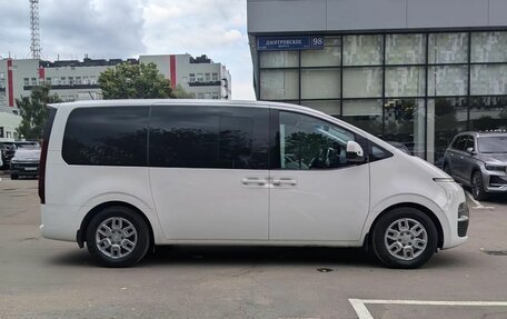 Hyundai Staria, 2021 год, 3 398 000 рублей, 3 фотография