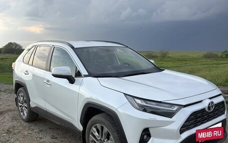 Toyota RAV4, 2024 год, 5 250 000 рублей, 7 фотография