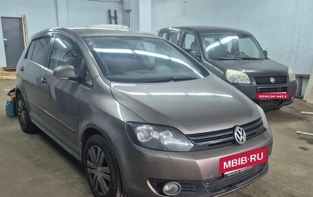Volkswagen Golf Plus II, 2010 год, 970 000 рублей, 2 фотография