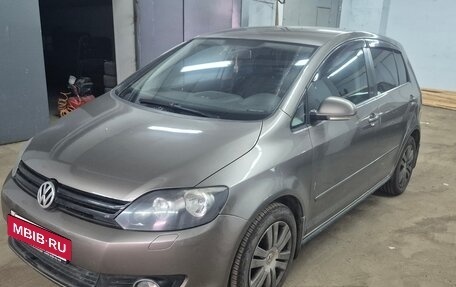 Volkswagen Golf Plus II, 2010 год, 970 000 рублей, 3 фотография