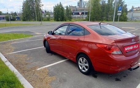 Hyundai Solaris II рестайлинг, 2011 год, 600 000 рублей, 3 фотография